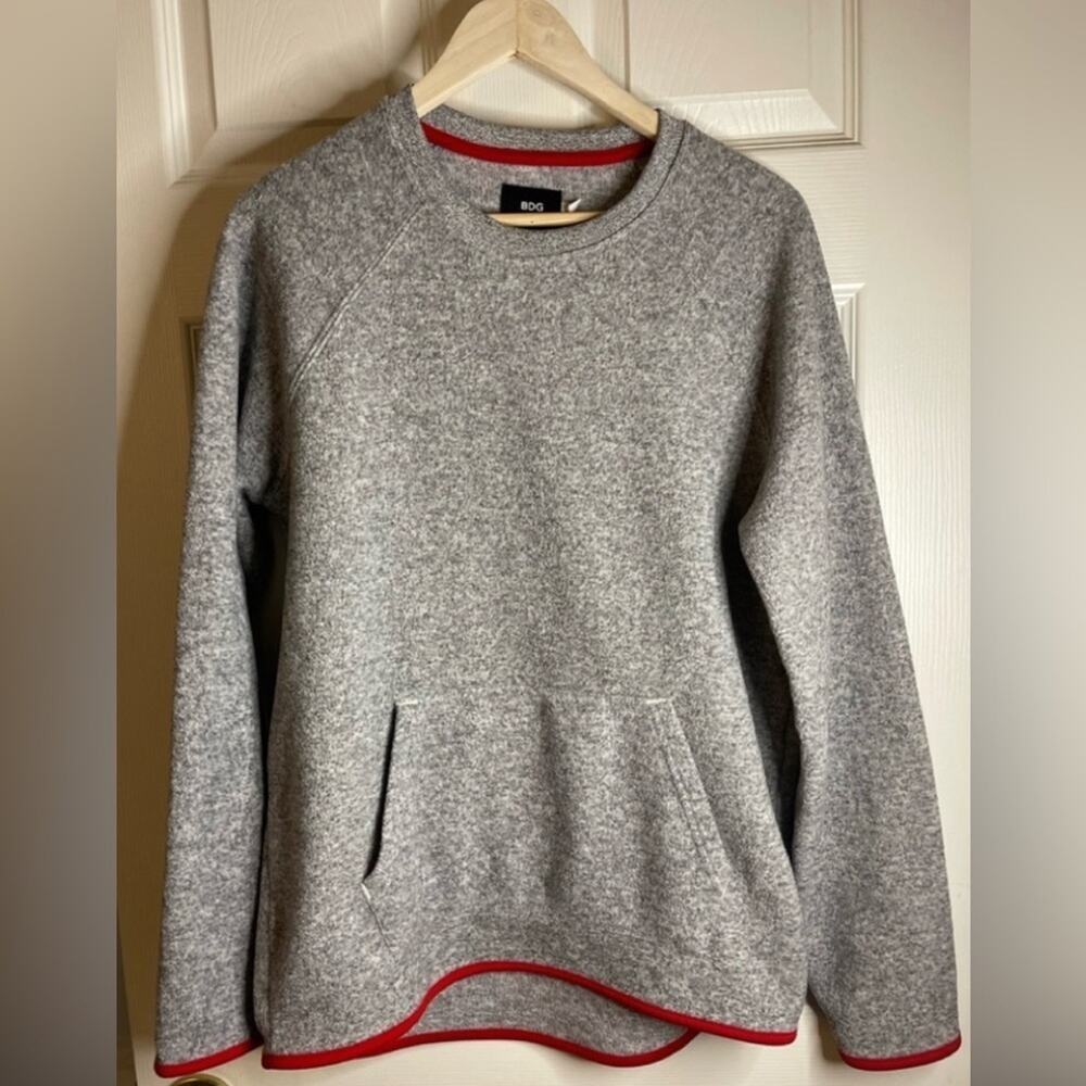 BDG Urban Outfitters Gray Fleece Retro Cozy Sweater size medium